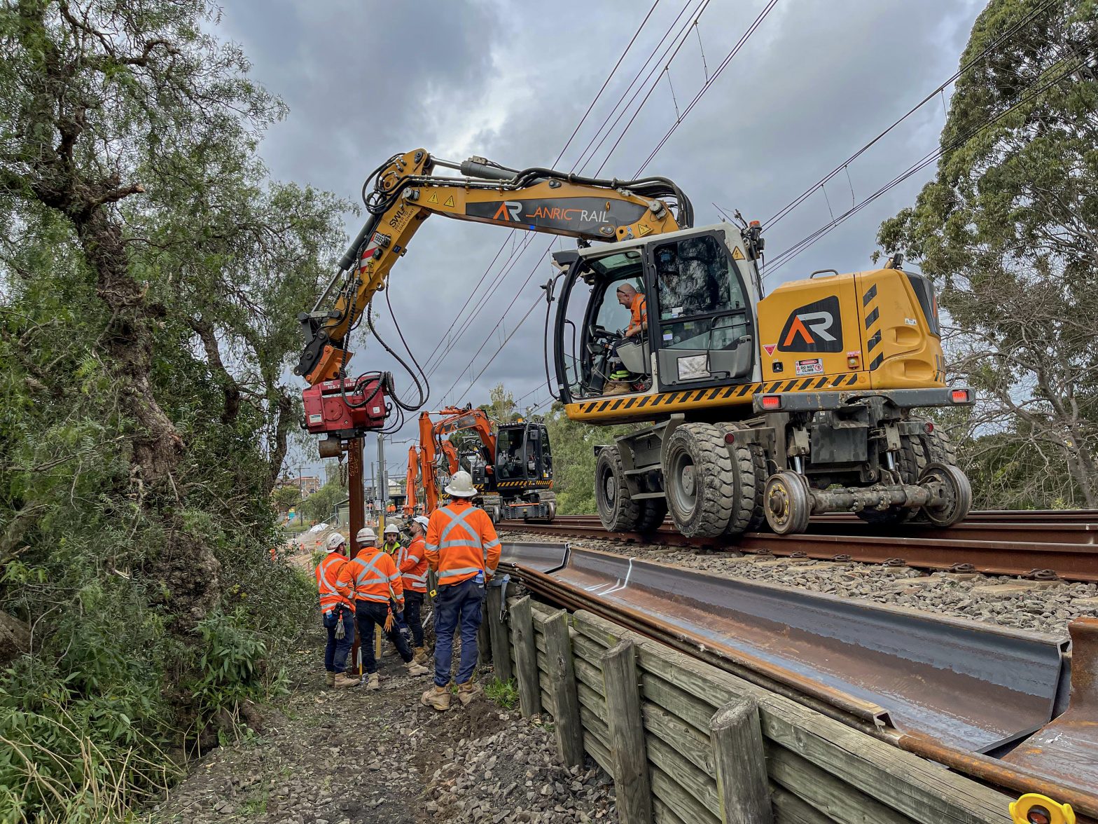 The Advantages of Wet Hire for Rail and Civil Projects