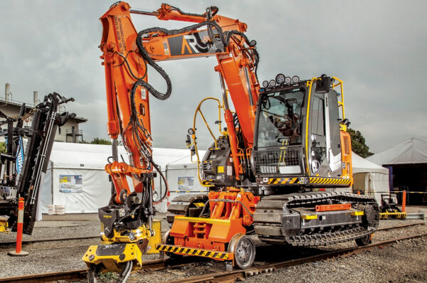 Anric Rail Plant Hire - ZX135RR