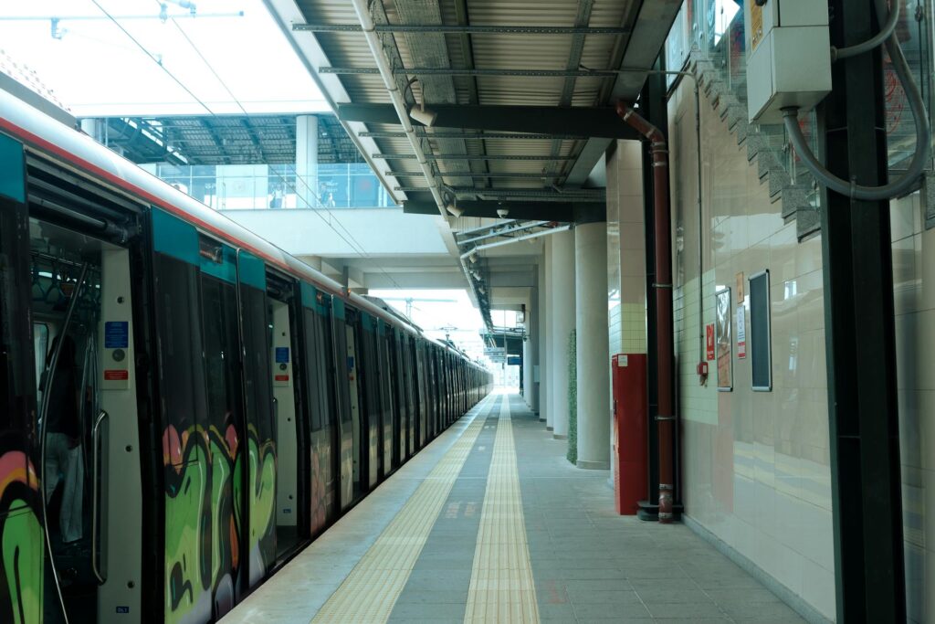 Cost-Effective Wet Hire Solutions for Rail Projects